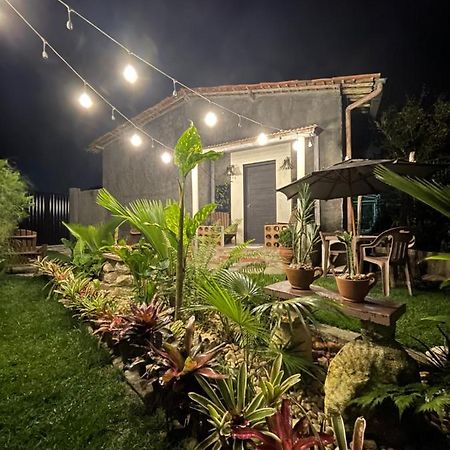 Tiny Home Garden 바나네이라스 외부 사진