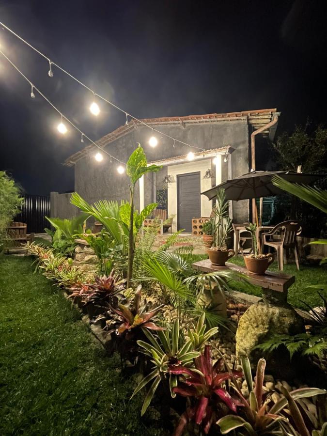 Tiny Home Garden 바나네이라스 외부 사진